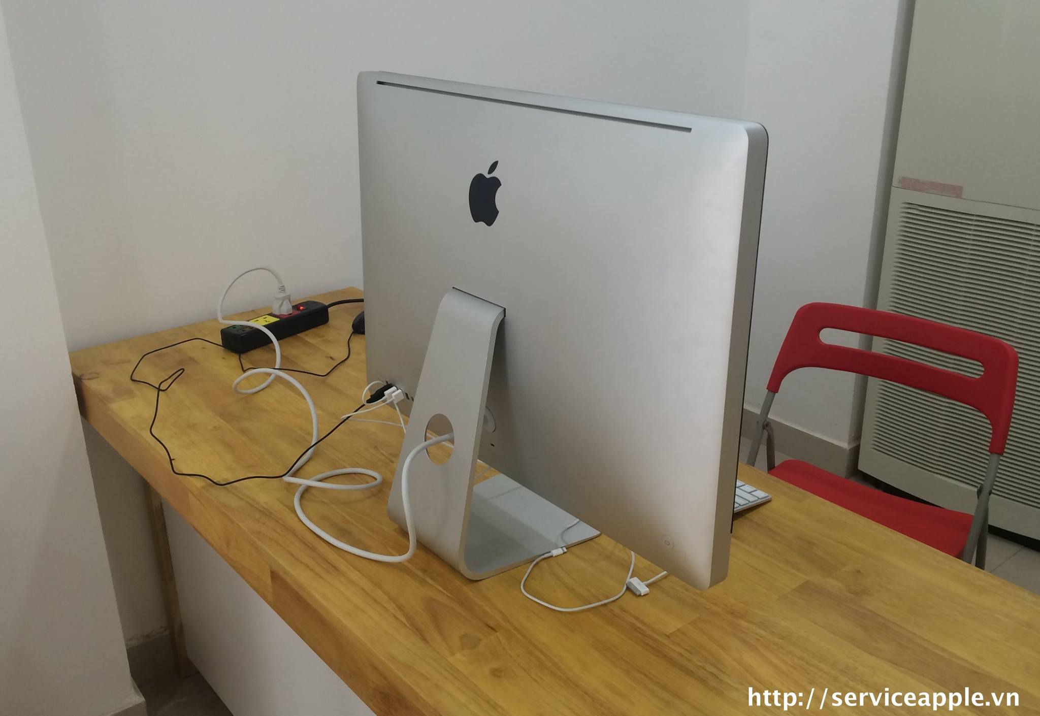 BAN IMAC MC511.jpg